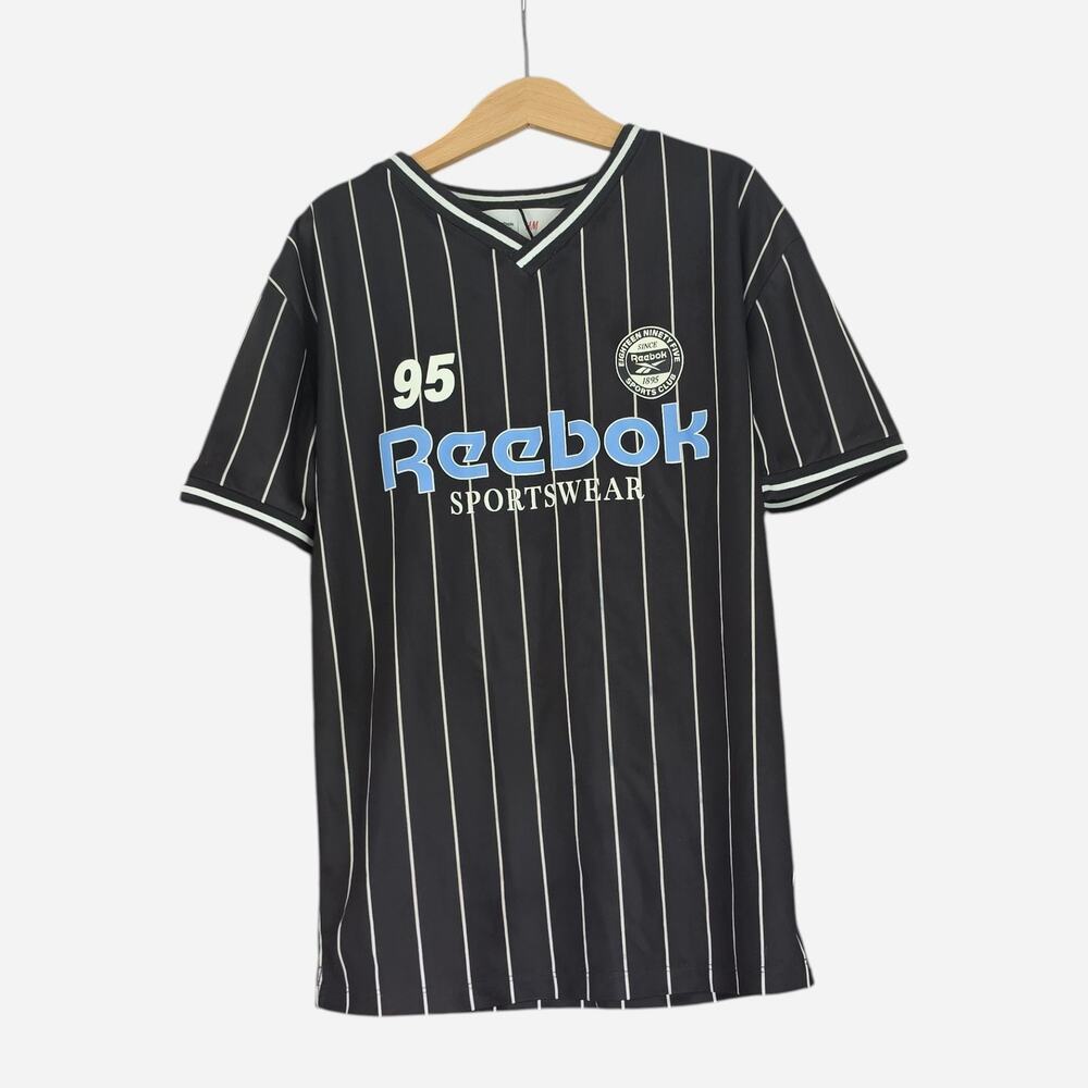 Reebok X H&M Black Striped V-Neck Dri-Fit Printed Football Shirt Boys Size 9-10